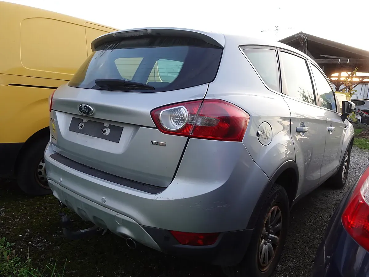 Ford Kuga 2010 photo 3