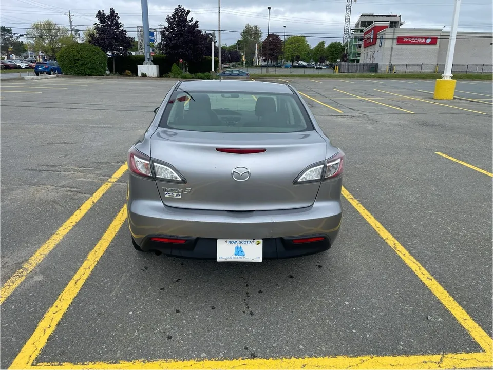Mazda 3 2011 photo 5