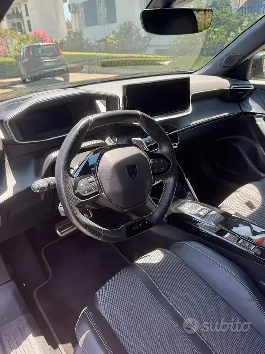 Peugeot 2008 2023 photo 5