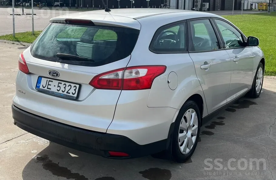 Ford Focus 2013 photo 5