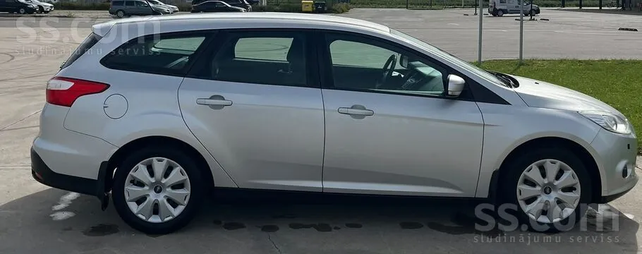 Ford Focus 2013 photo 4