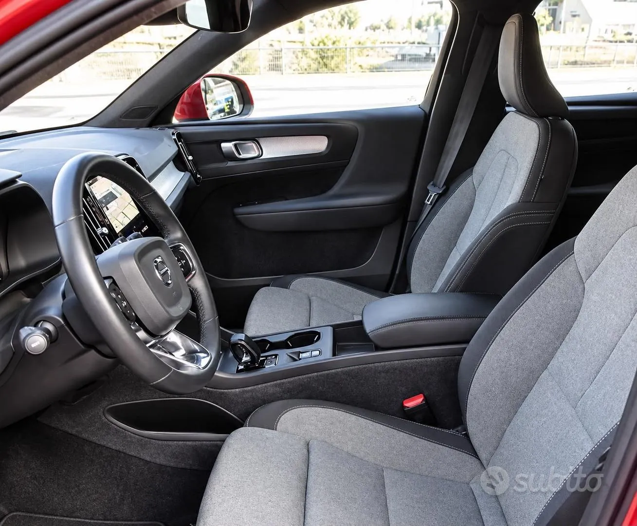 Volvo Xc40 2022 photo 4