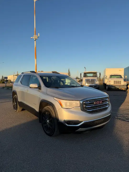 GMC Acadia 2018 photo 3