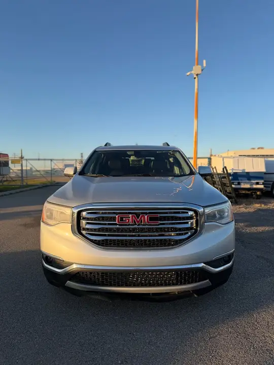 GMC Acadia 2018 photo 2