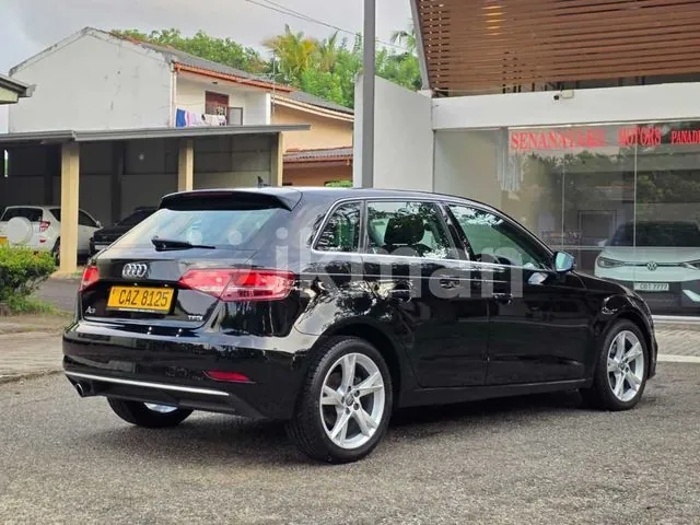 Audi A3 2017 photo 2