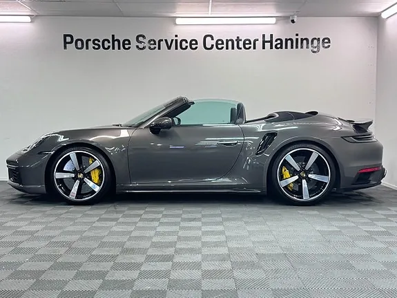 Porsche 911 Turbo S 2024 photo 3