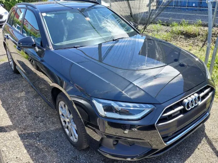 Audi A4 2021 photo 3
