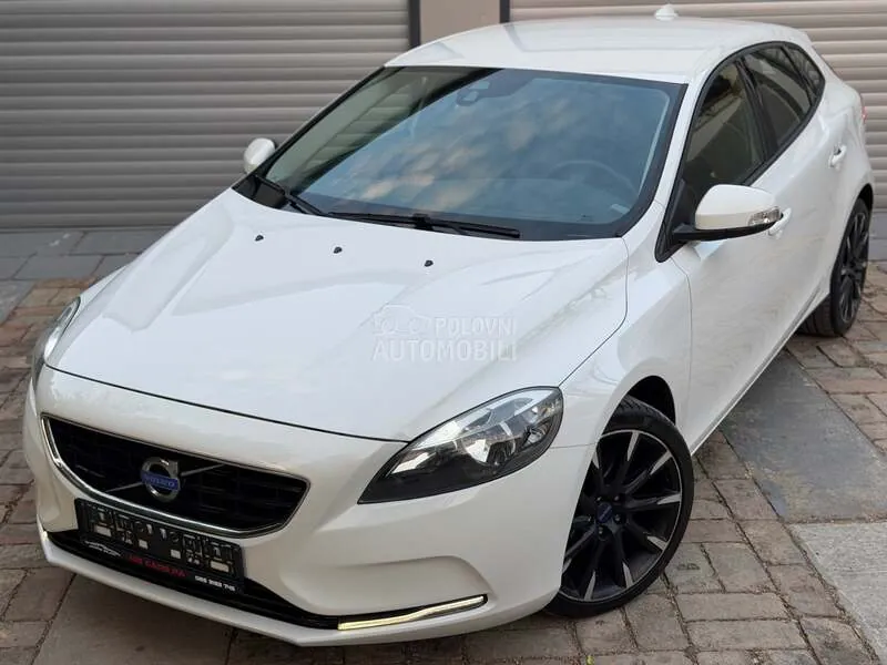 Volvo V40 2013 photo 3