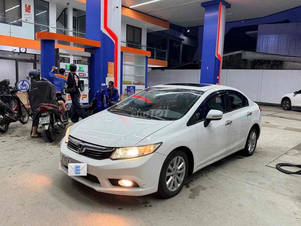 Honda Civic 2013 photo 2