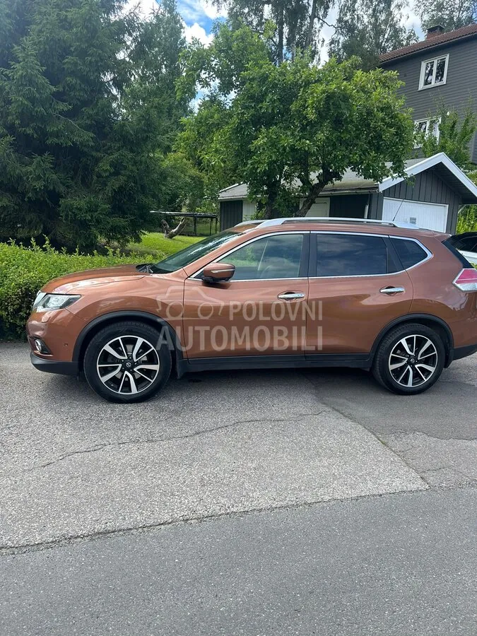 Nissan X-Trail 2015 photo 2