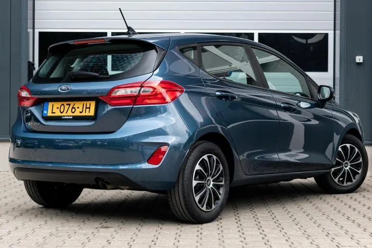 Ford Fiesta 2021 photo 2