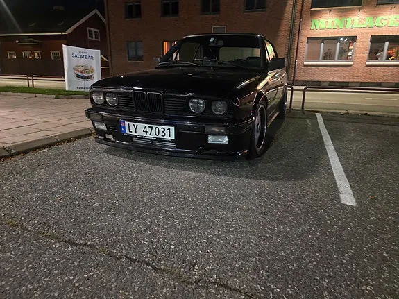 BMW 325I