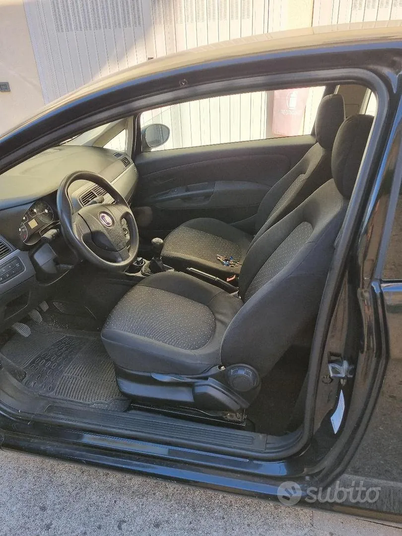 Fiat Punto 2008 photo 4