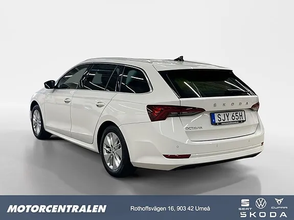 Skoda Octavia 2021 photo 3
