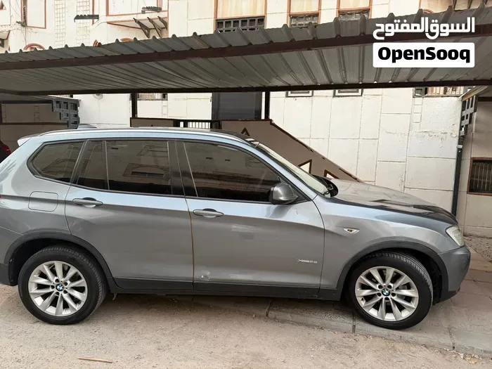 BMW X3 2013 photo 2