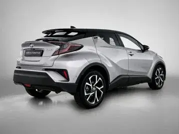 Toyota C-Hr 2018 photo 2