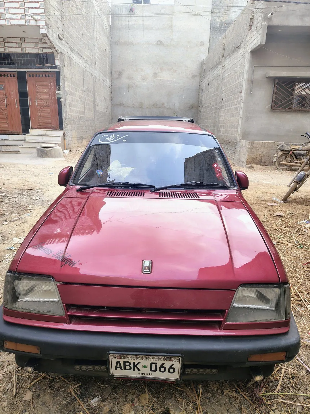 Suzuki Khyber