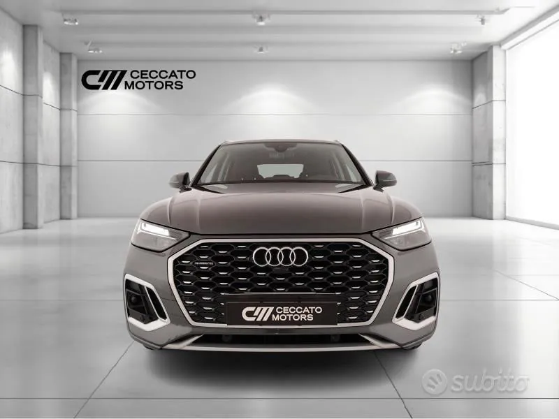 Audi Q5 2022 photo 2