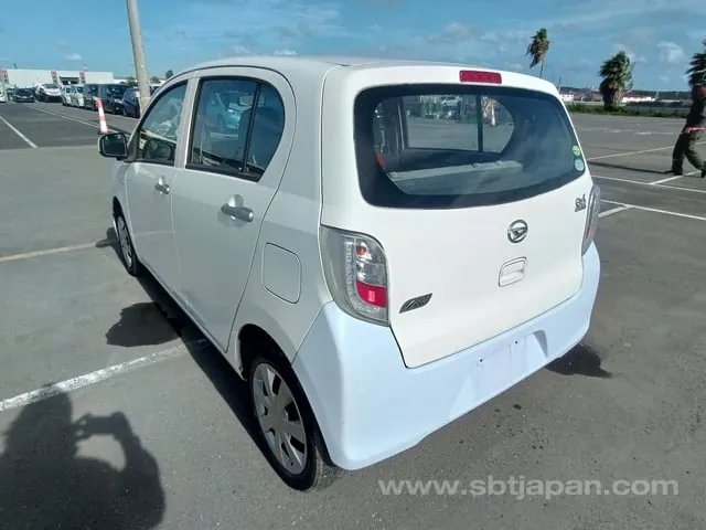 Daihatsu Mira 2014 photo 3