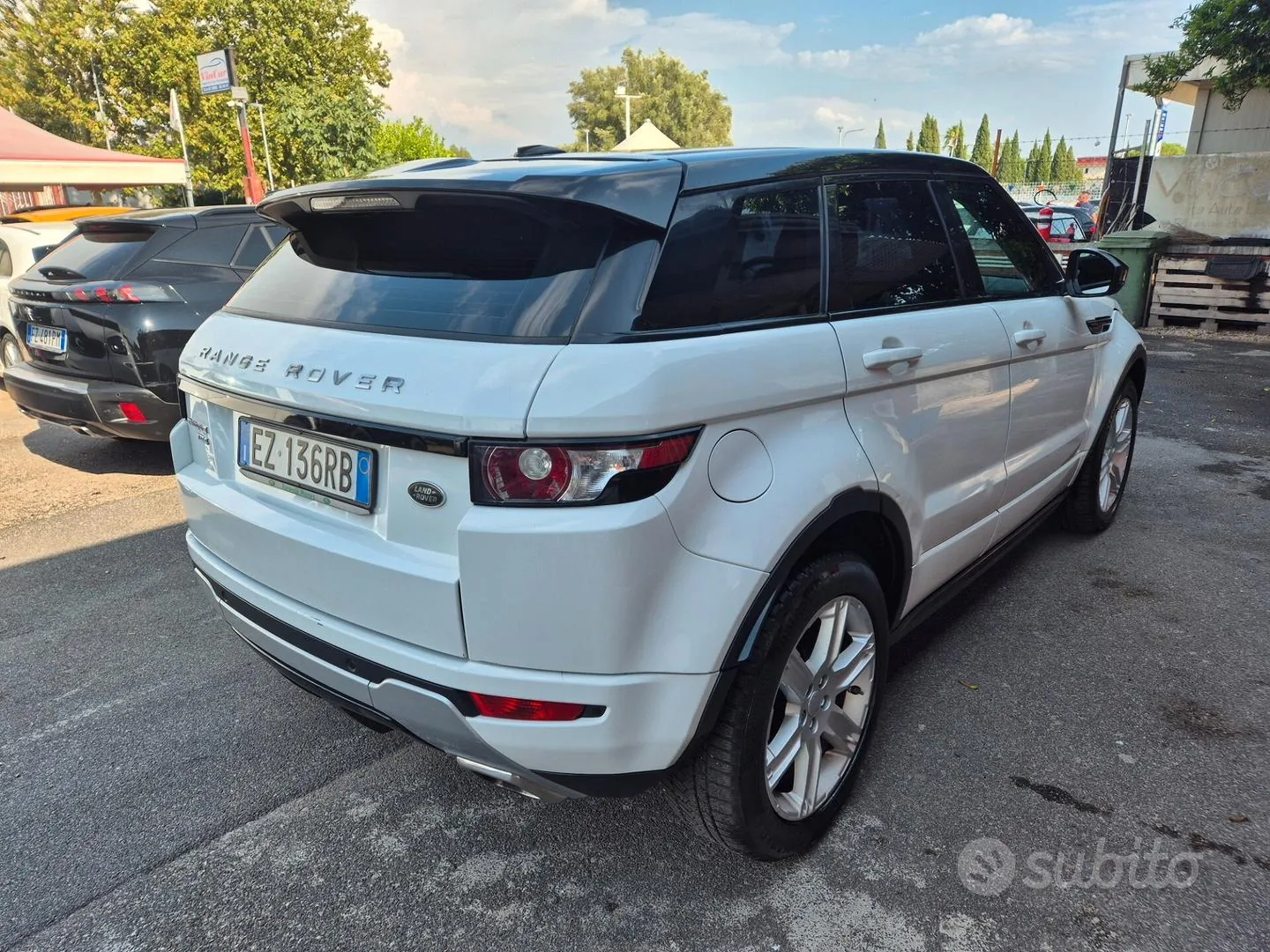 Land Rover Range Rover Evoque 2015 photo 2