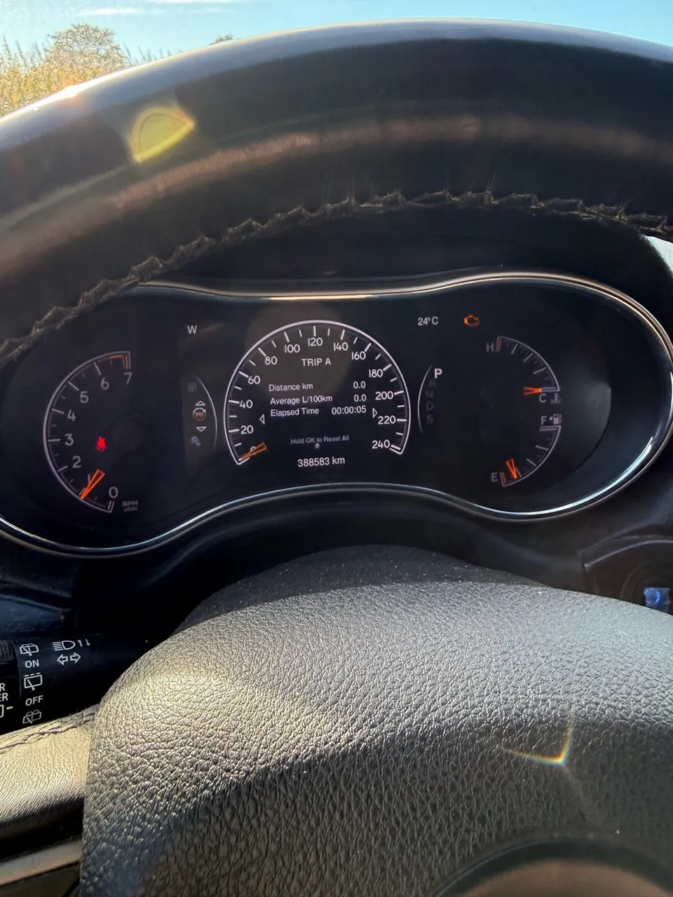 Jeep Grand Cherokee 2014 photo 3