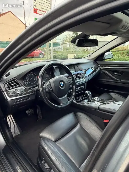 BMW Série 5 2010 photo 2