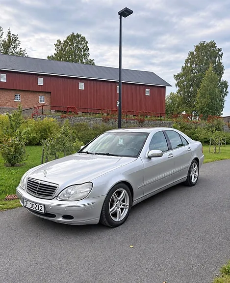 Mercedes-Benz S320