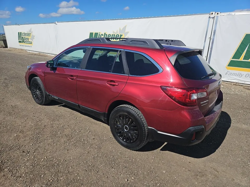 Subaru Outback 2018 photo 3