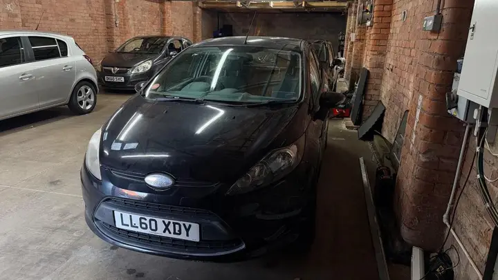 Ford Fiesta 2010 photo 3