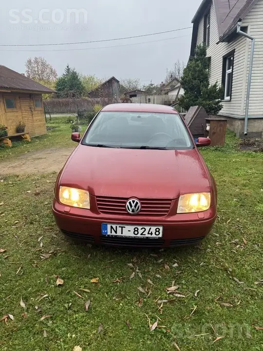 Volkswagen Bora 1999 photo 3