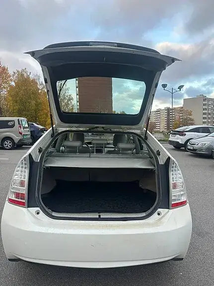 Toyota Prius 2011 photo 4