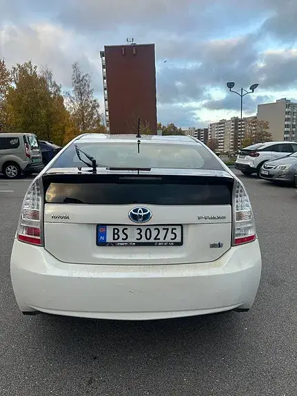 Toyota Prius 2011 photo 3
