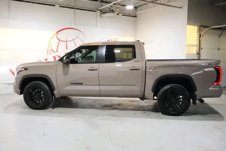 Toyota Tundra 2026 photo 3