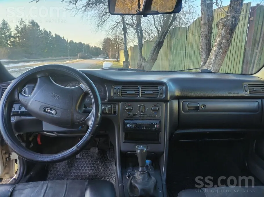Volvo V70 1997 photo 2