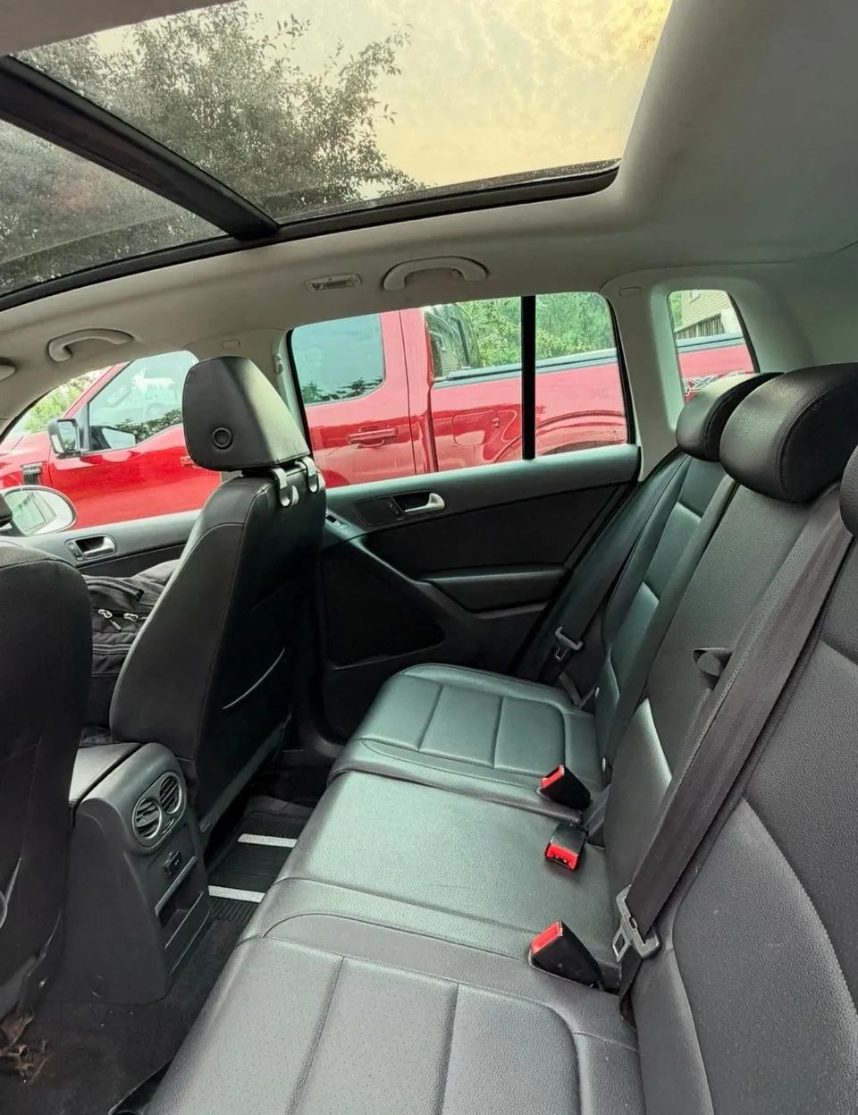 Volkswagen Tiguan 2011 photo 5