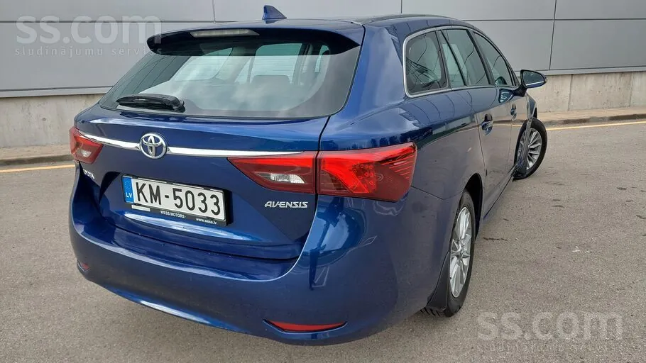 Toyota Avensis 2016 photo 5