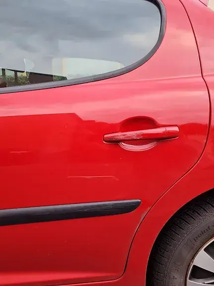 Peugeot 207 2010 photo 5
