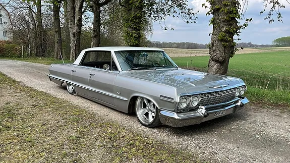 Chevrolet Impala 1963 photo 3