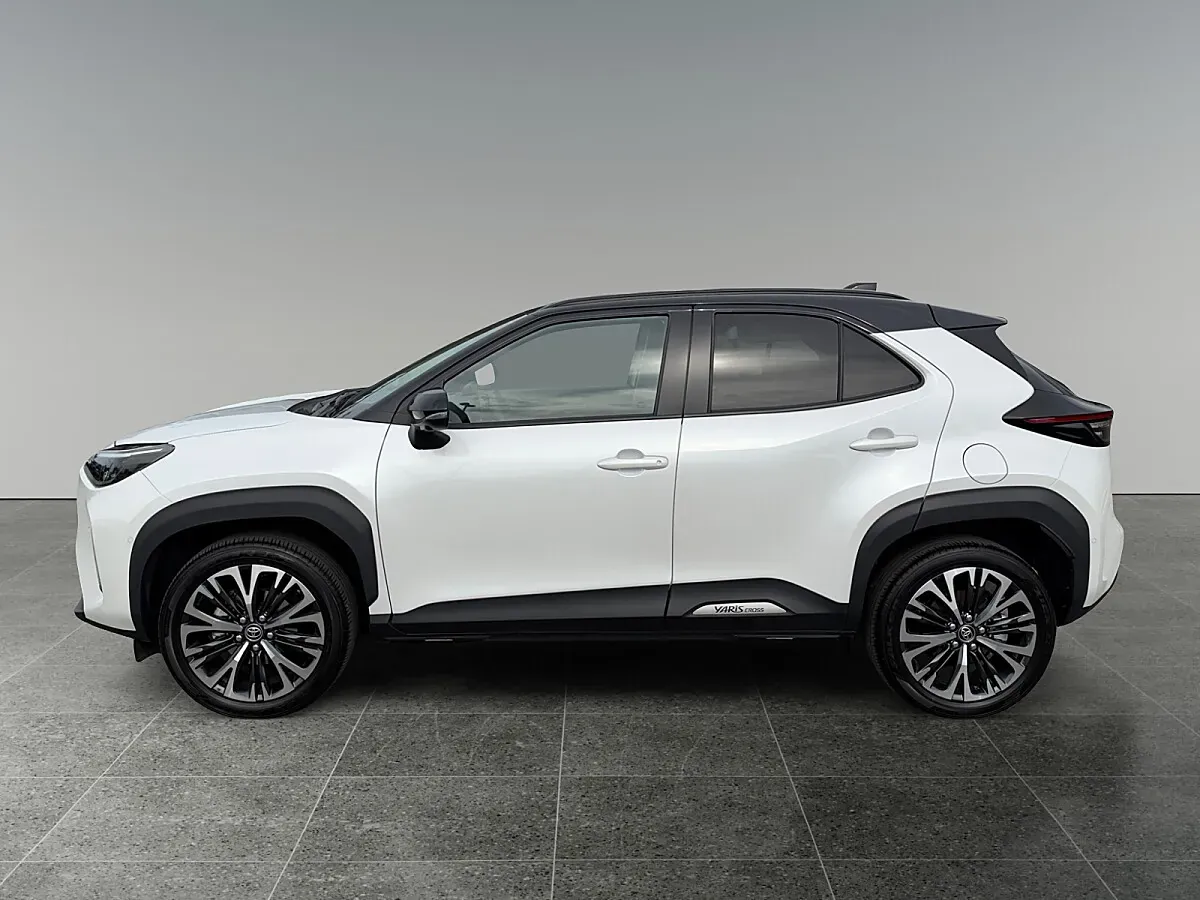Toyota Yaris Cross 2024 photo 2