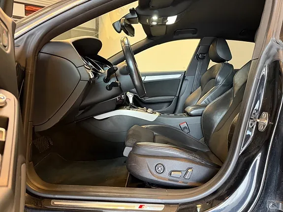 Audi A5 2012 photo 5