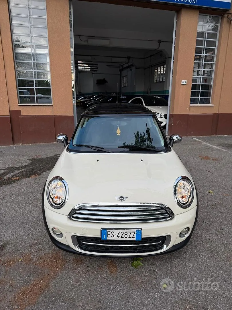 Mini Cooper D 2013 photo 2