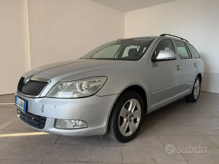 Skoda Octavia 2013 photo 2