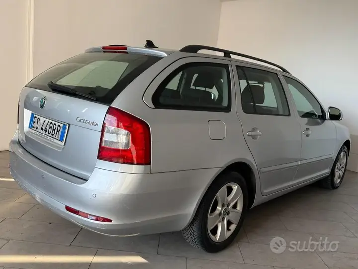 Skoda Octavia 2013 photo 4