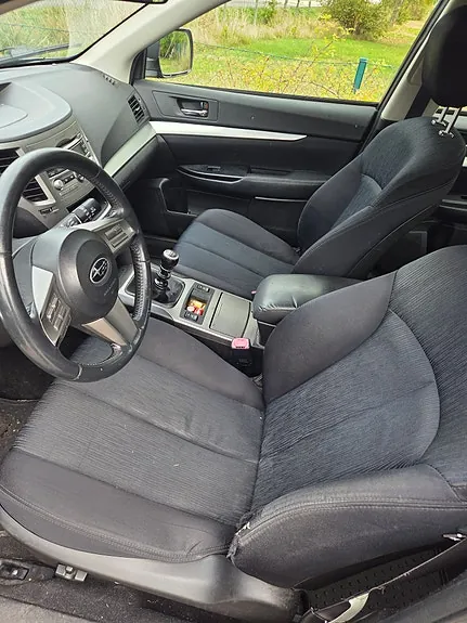 Subaru Legacy 2010 photo 5
