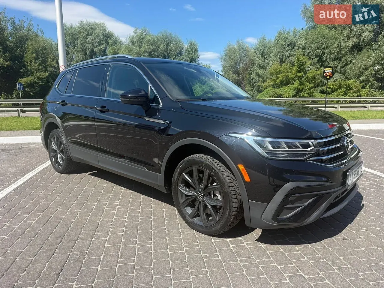 Volkswagen Tiguan 2024 photo 3