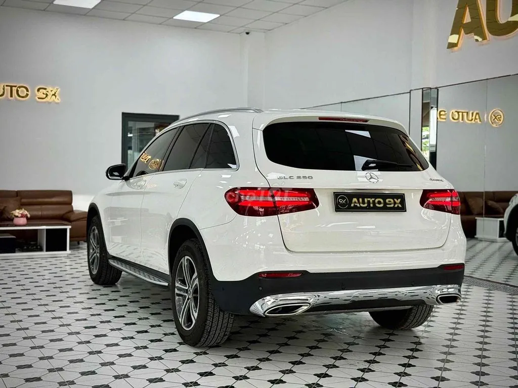 Mercedes-Benz Glc 2018 photo 5