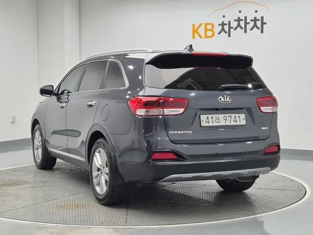 Kia Sorento 2015 photo 2