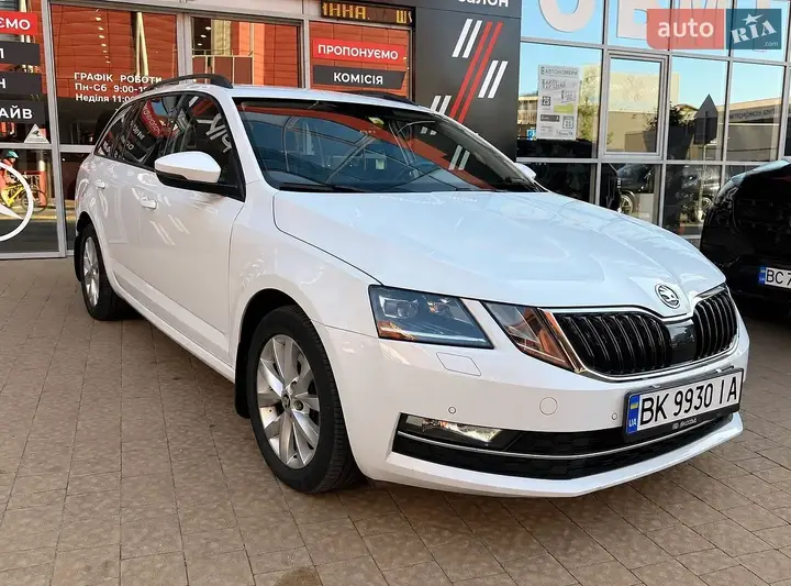 Skoda Octavia 2018 photo 2