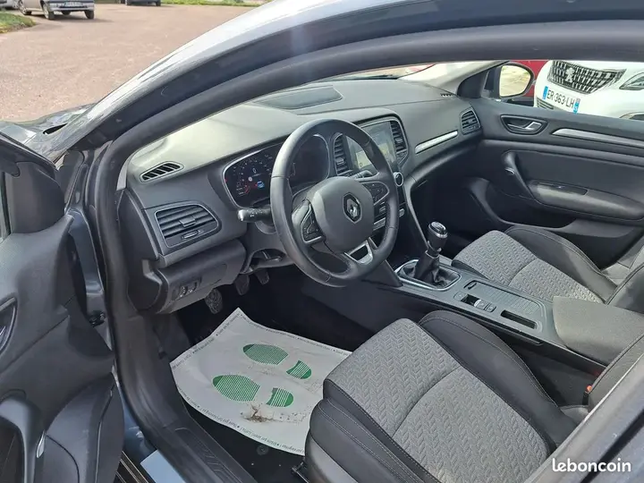 Renault Megane 2021 photo 5