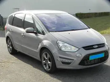 Ford Focus 2010 photo 3